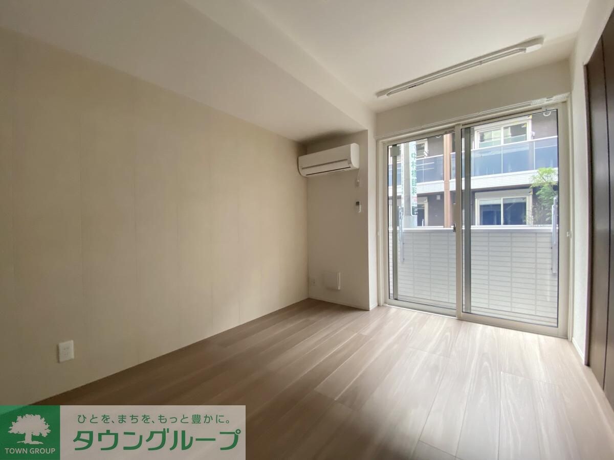 物件内観写真14　(リビング/居室)