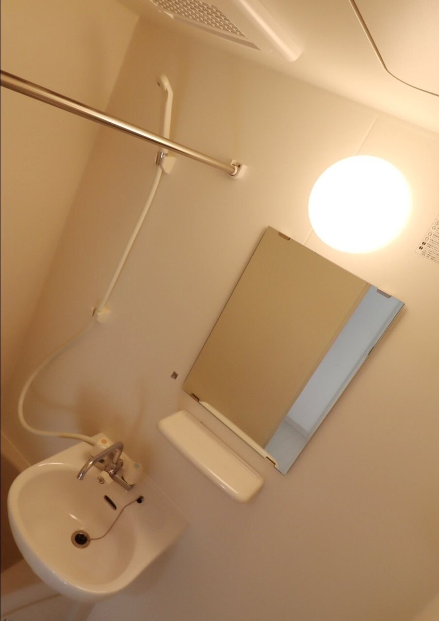 物件内観写真10　(バス／シャワールーム等)