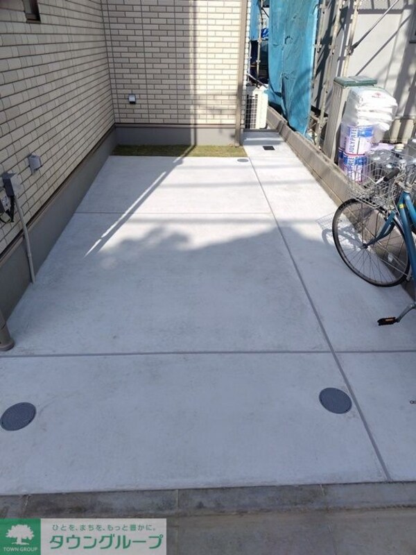 駐車場(駐車場)