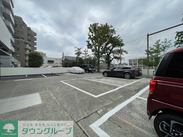駐車場(駐車場)