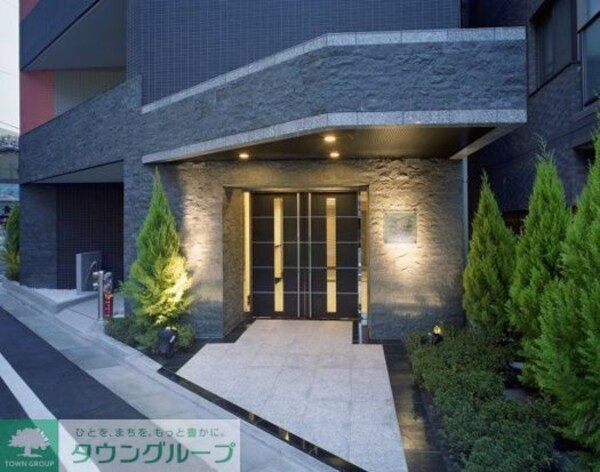 エントランス(お部屋探しはタウンハウジングへ♪)