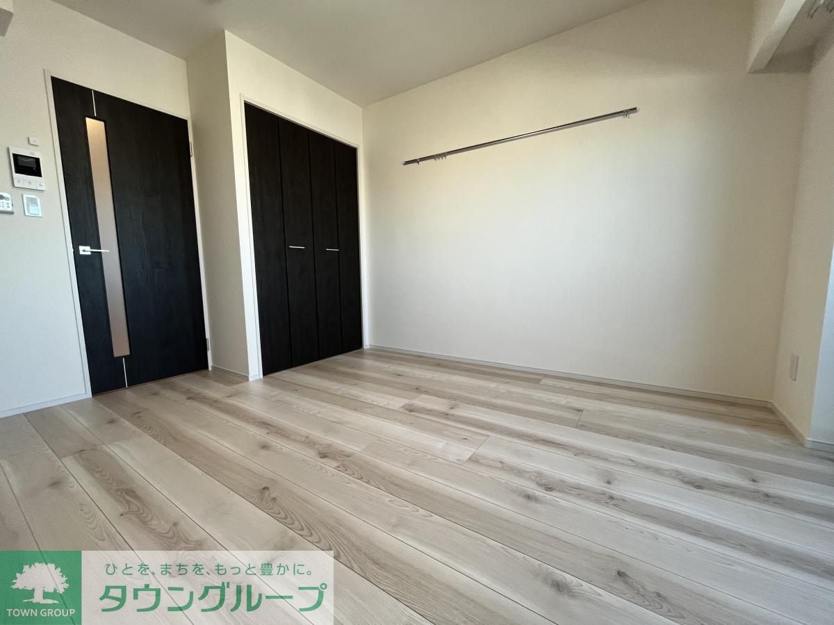 物件内観写真24　(リビング/居室)