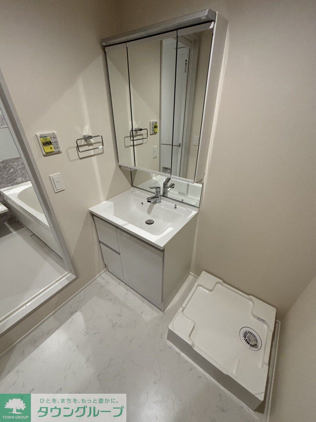 物件内観写真11　(洗面)