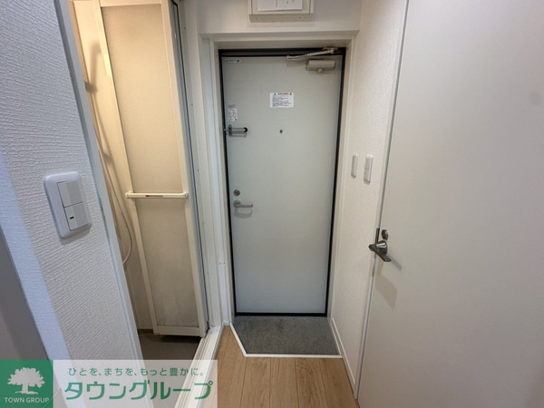 玄関(★他号室参考写真★)