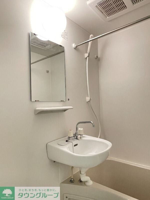 物件内観写真8　(洗面)