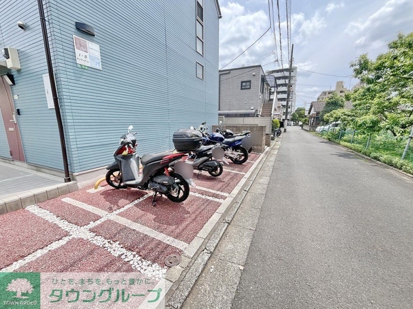 駐車場(駐車場)