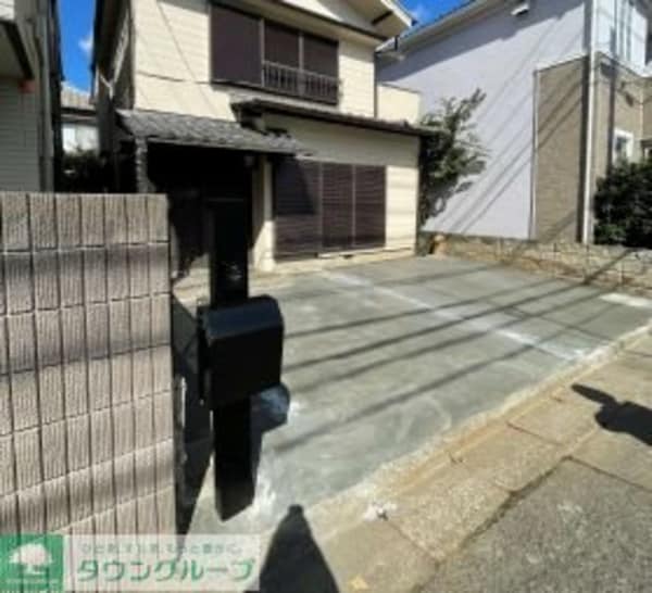 駐車場(エントランス)