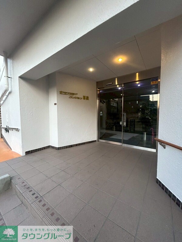 エントランス(エントランス)