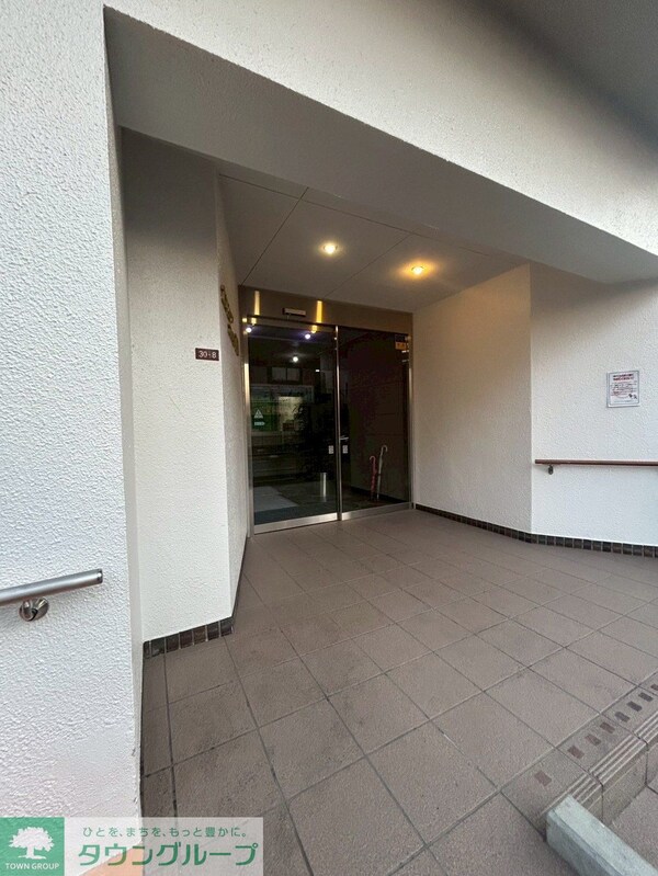 エントランス(エントランス)