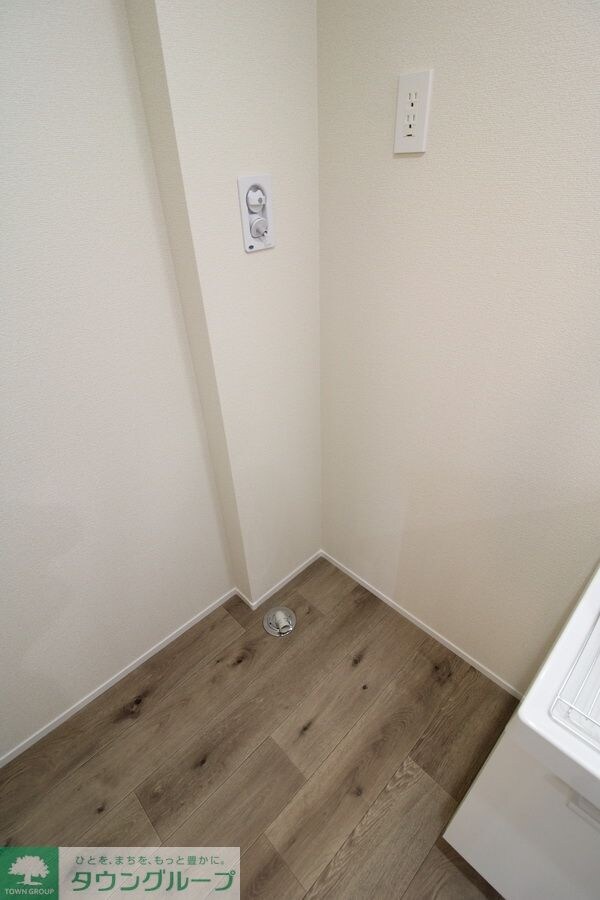 物件内観写真14　(玄関)