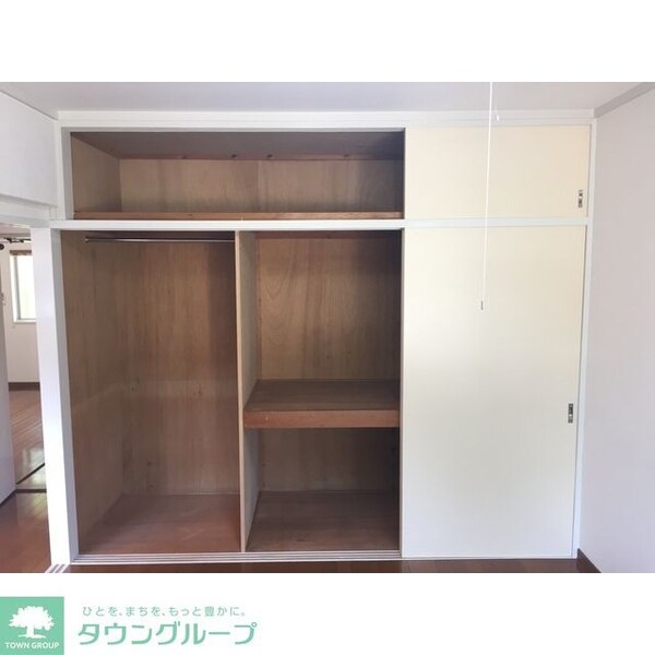 収納(南側洋室)