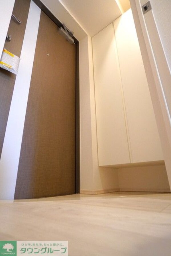 玄関(※写真は同タイプ住戸です。)