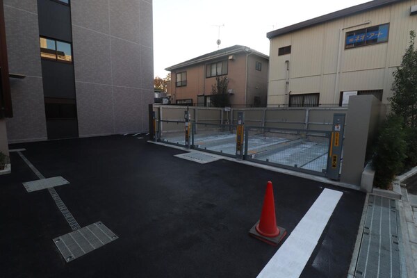 駐車場(駐車場)