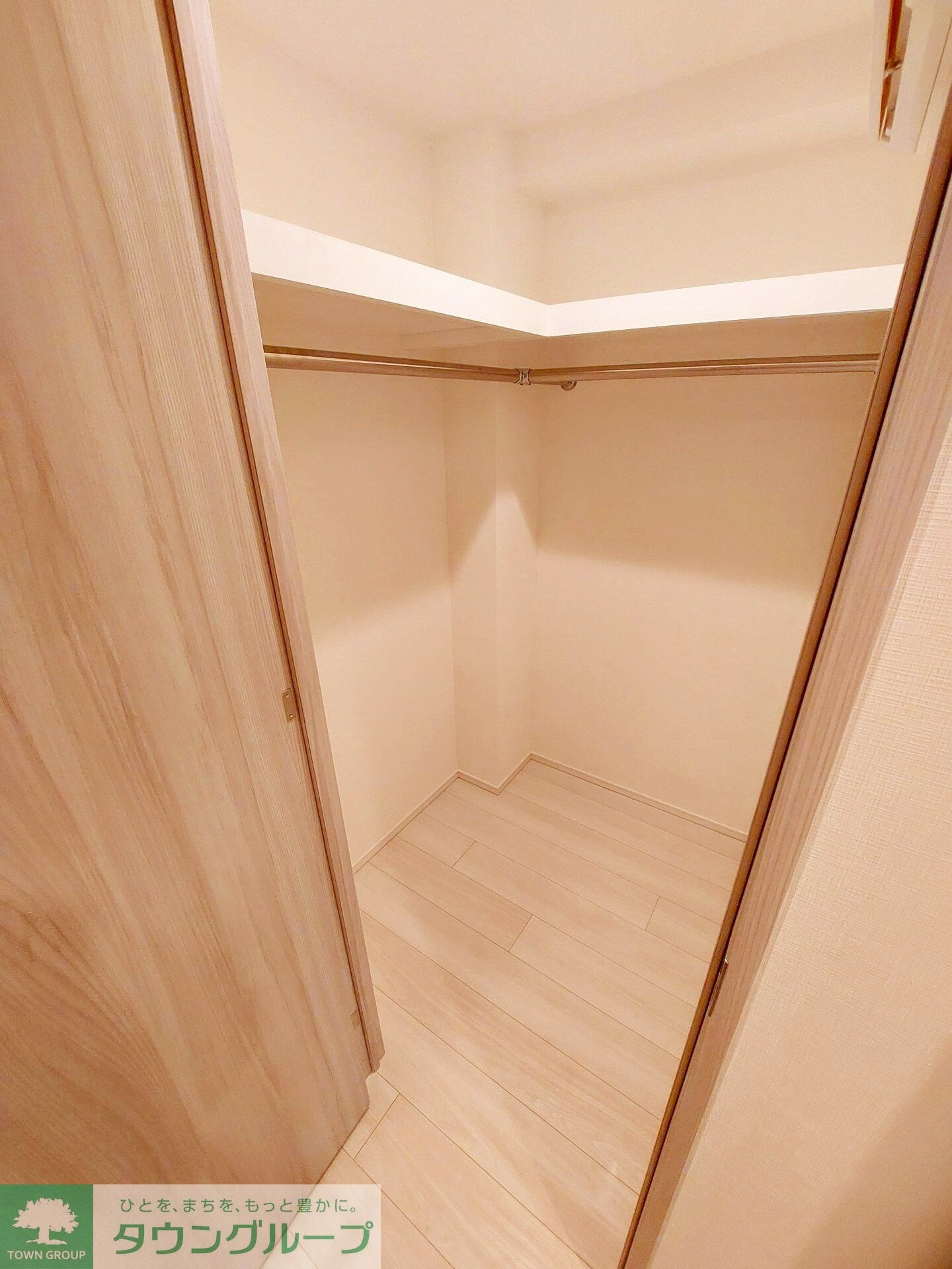 物件内観写真15　(収納)