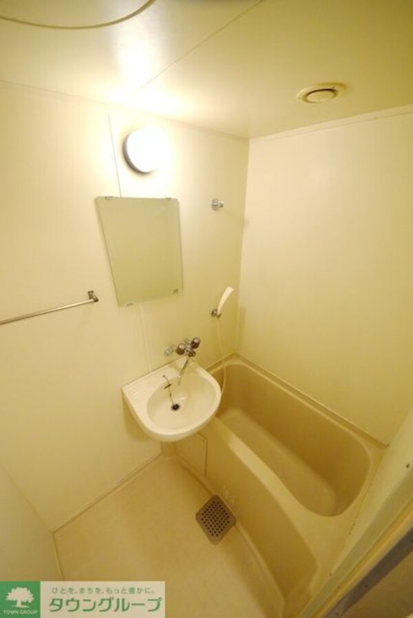バス／シャワールーム等(別部屋参考写真)