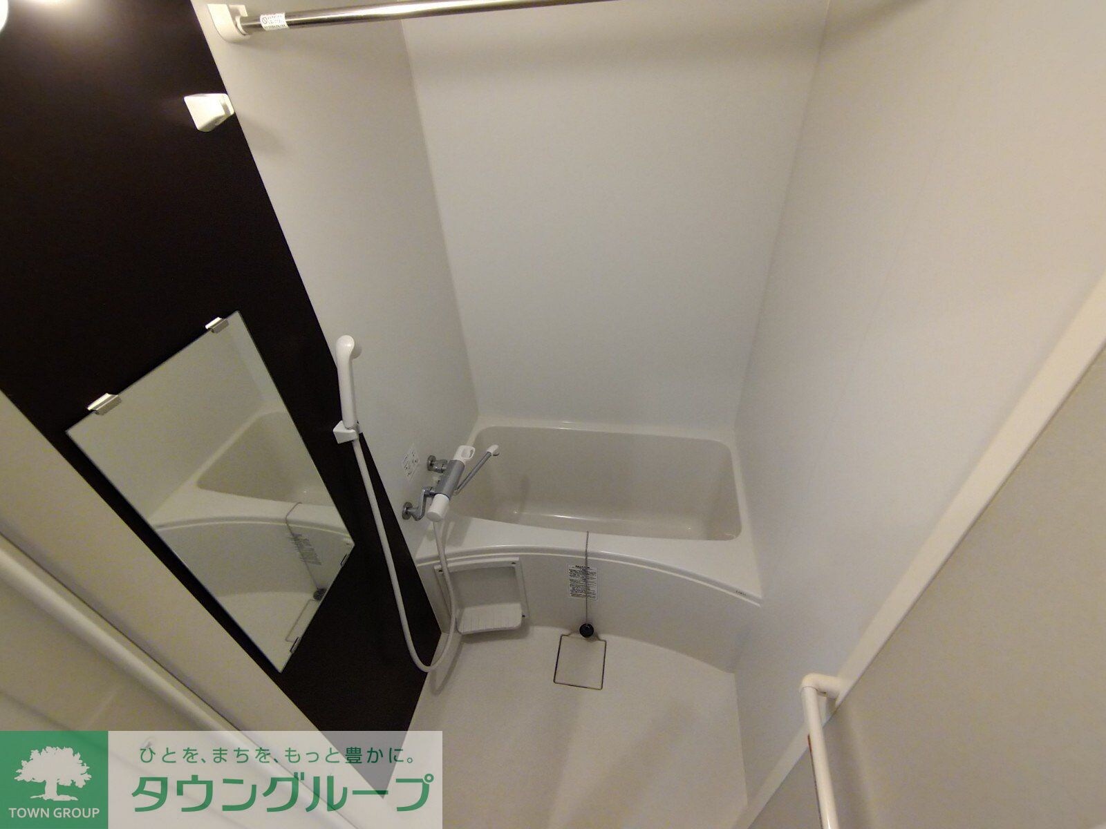 物件内観写真7　(手摺＆鏡付き)