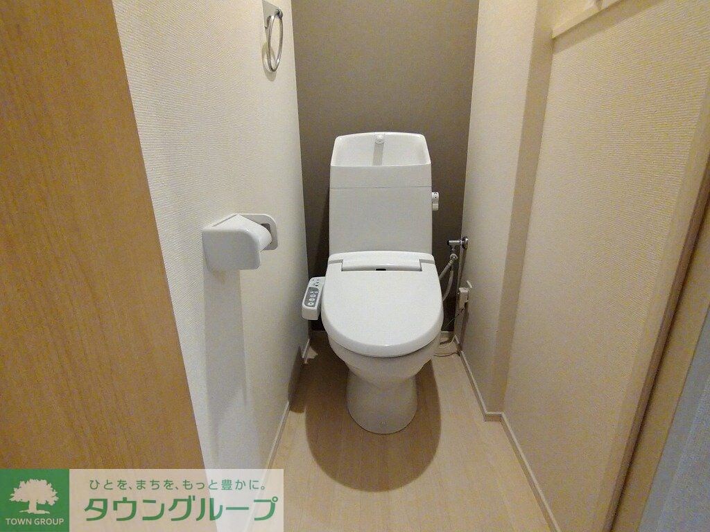 物件内観写真8　(温水便座付き)
