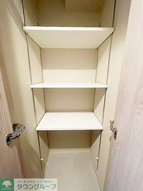 物件内観写真16　(収納)