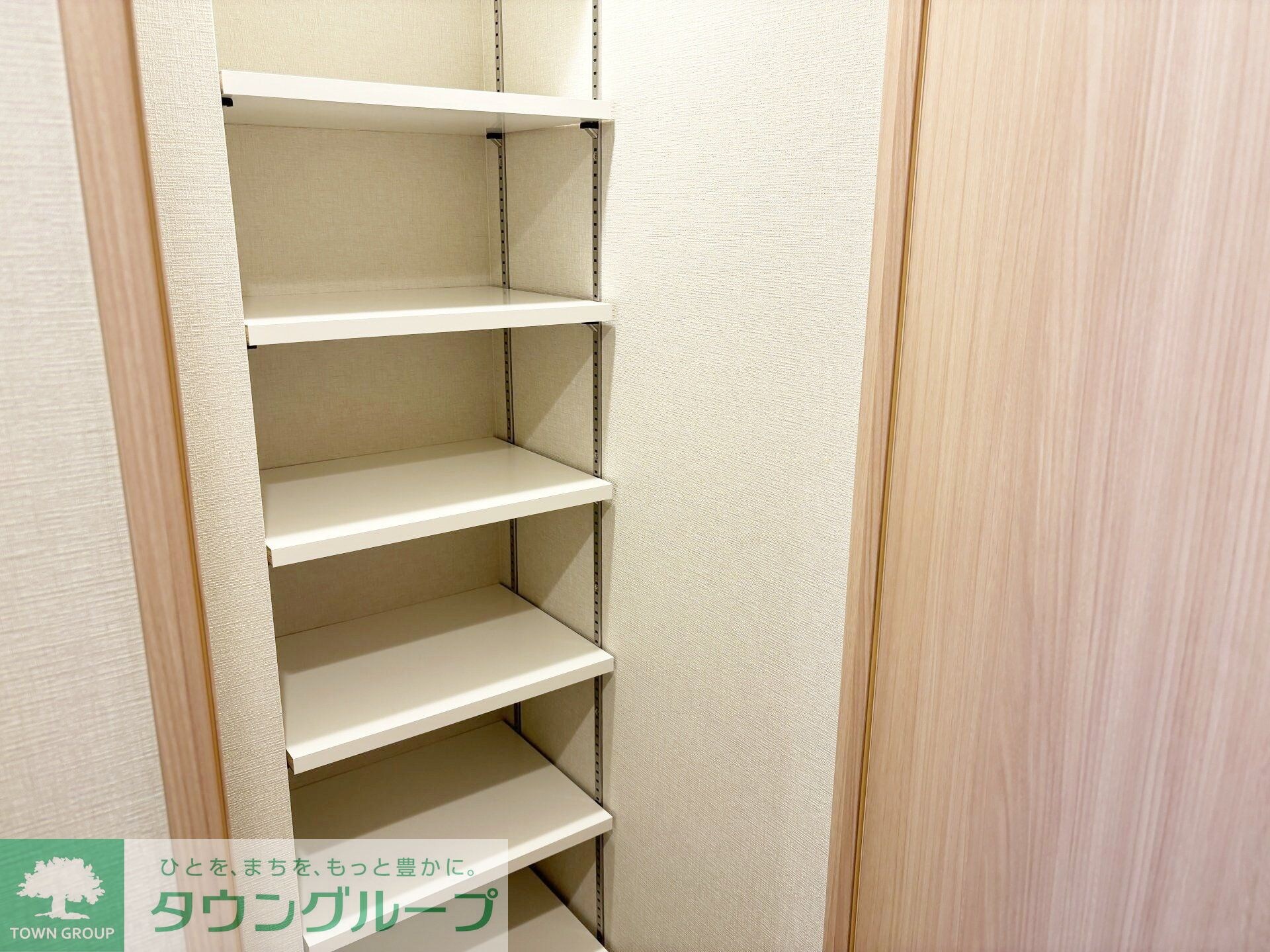 物件内観写真11　(収納)