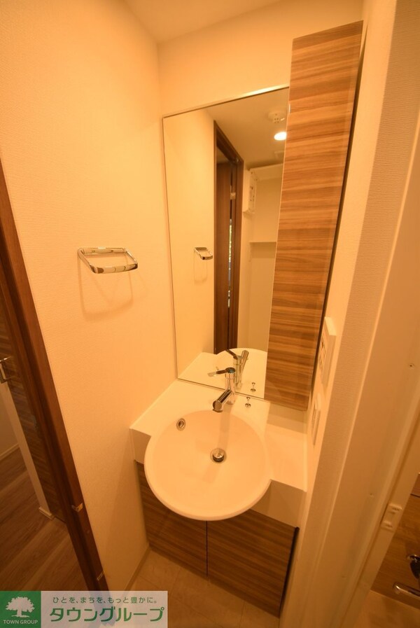 洗面(※同社同施工メーカー参考写真※)