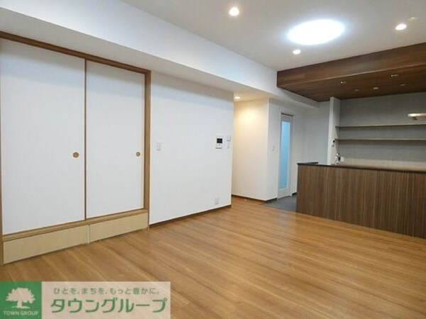 リビング・居室(リビングダイニング別角度)