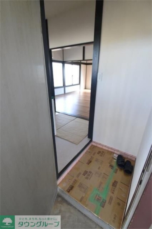 玄関(★お部屋探しは株式会社タウンハウジング東京まで★)