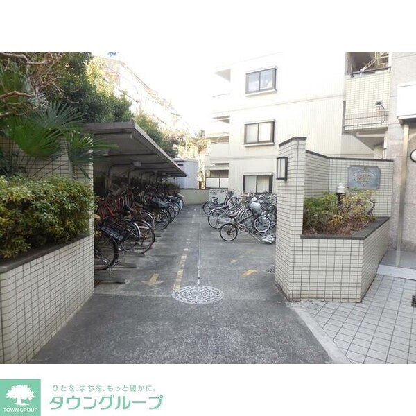 エントランス(★お部屋探しは株式会社タウンハウジング東京まで★)