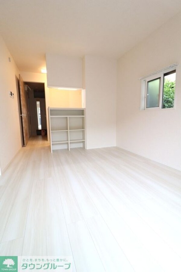 寝室(★お部屋探しは株式会社タウンハウジング東京まで★)