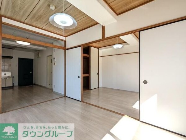 リビング・居室(★お部屋探しは株式会社タウンハウジング東京まで★)