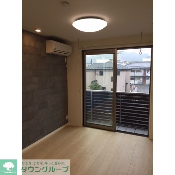 リビング・居室(※同タイプ別部屋の写真になります)