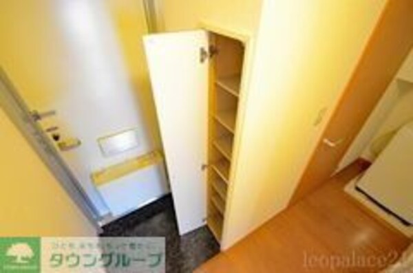 玄関(玄関)