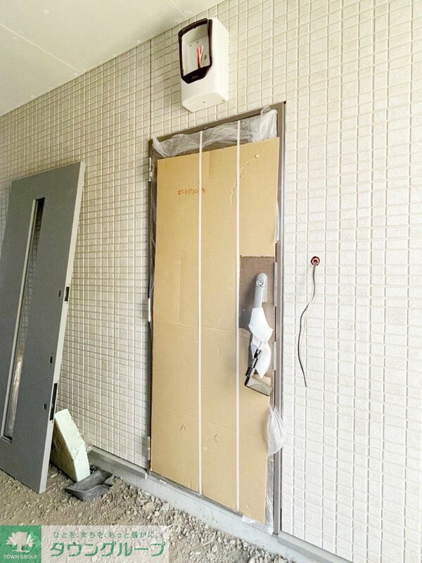 玄関(★お部屋探しは株式会社タウンハウジング東京まで★)