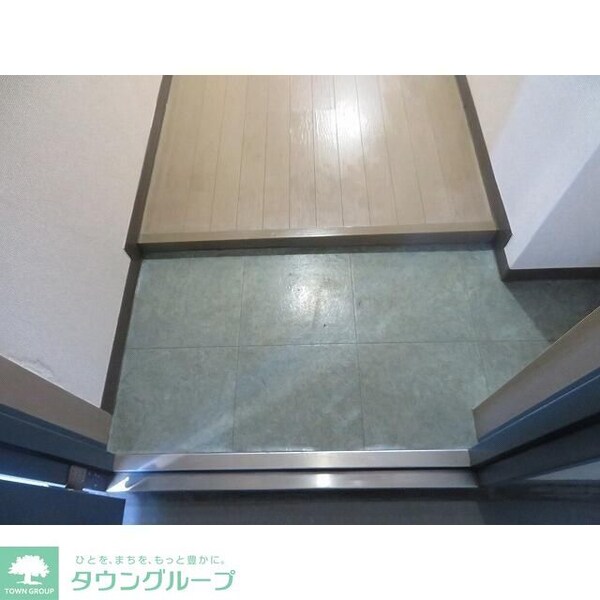 玄関(★お部屋探しは株式会社タウンハウジング東京まで★)