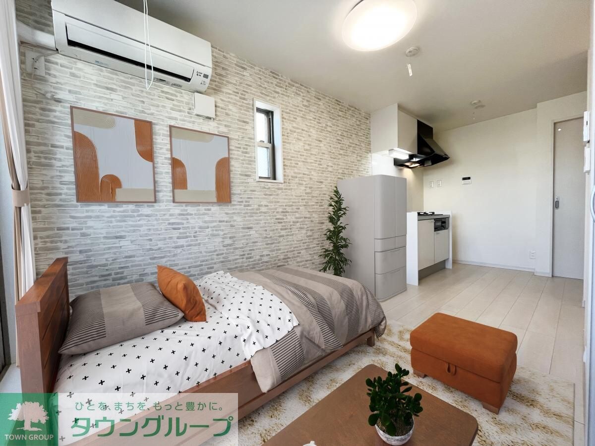 物件内観写真2　(リビング/居室)