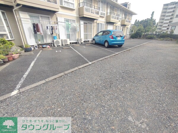 駐車場(駐車場)