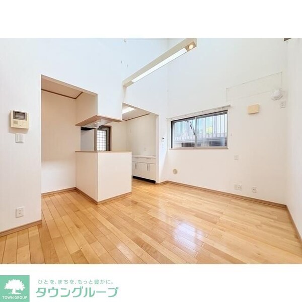 リビング・居室(★お部屋探しは株式会社タウンハウジング東京まで★)