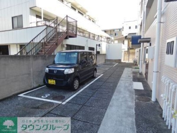 駐車場(駐車場)