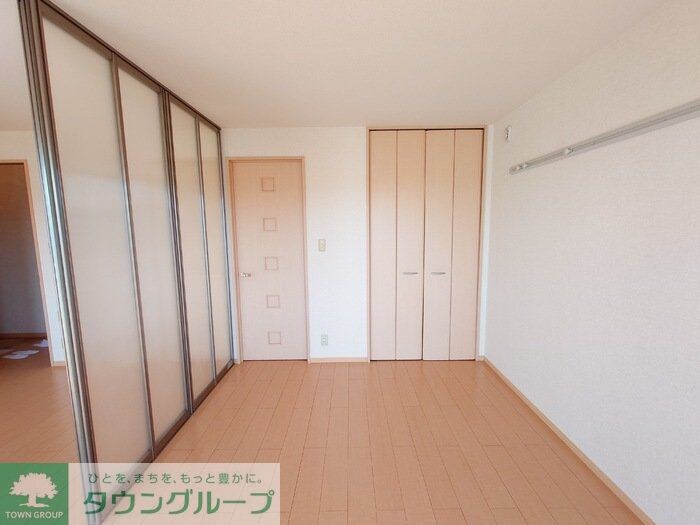 物件内観写真12　(収納)