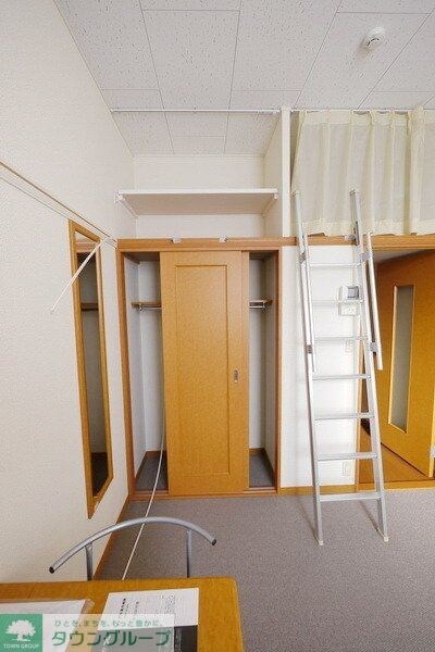 物件内観写真5　(収納)