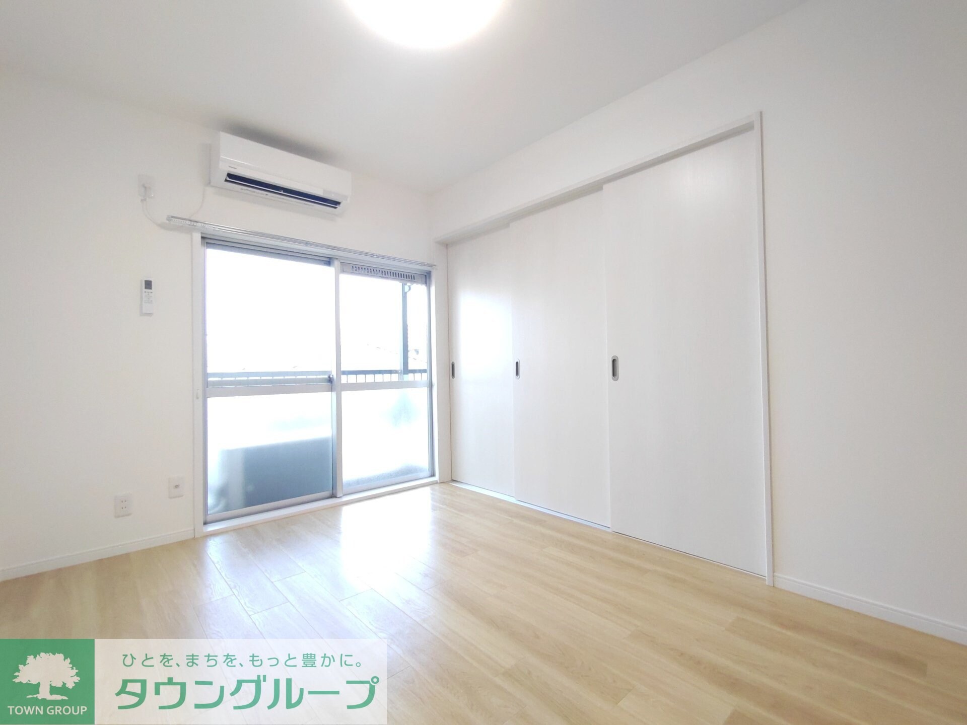 物件内観写真27　(リビング/居室)