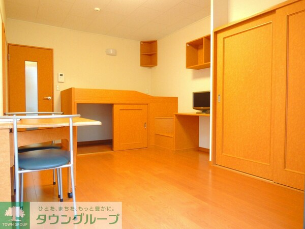 リビング・居室(家具・家電付きのお部屋です！)