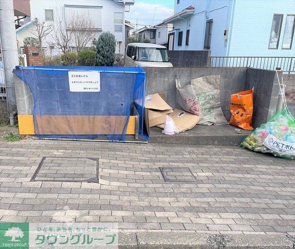 共有部分(専用ゴミ置き場)