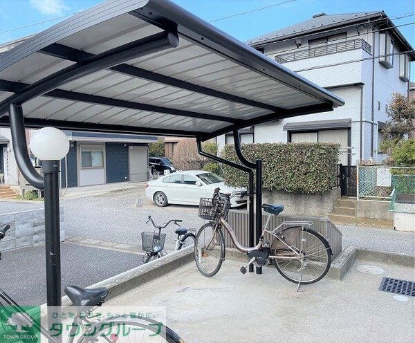 その他(屋根付き駐輪場)