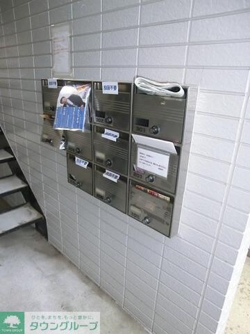 物件内観写真3　(メールＢＯＸ)