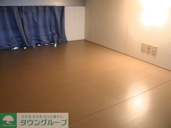 その他(大型収納のロフト付き。)