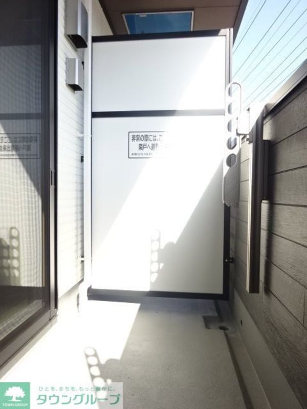 バルコニー(同会社施工パースイメージ　現状優先)