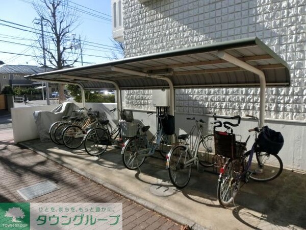 その他(屋根付き駐輪場)