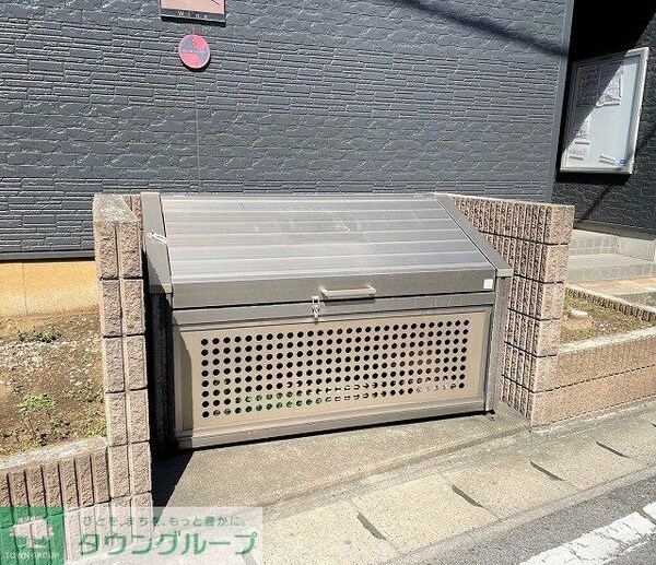 共有部分(専用ゴミ置き場)
