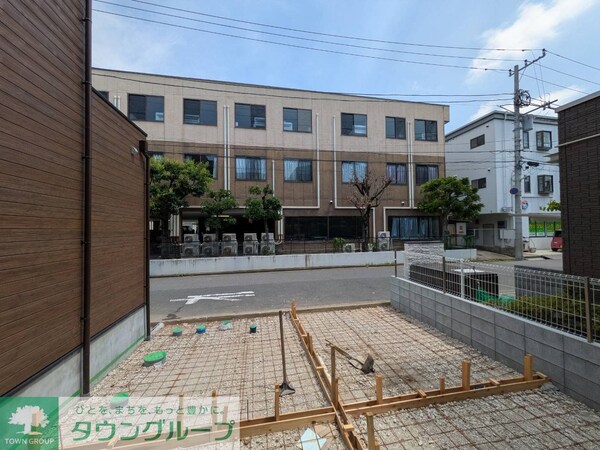 駐車場(※敷地内にTimesのカーシェア１台あり)