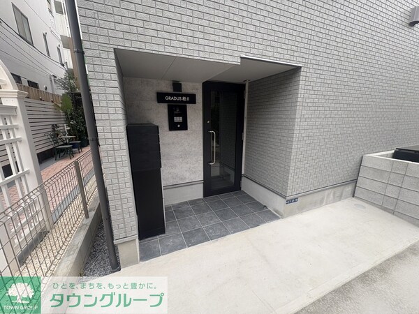 エントランス(エントランス)